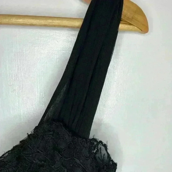 Women’s Silk, Lacey Nicole Miller Black Dress Size  8 - Picture 4 of 16